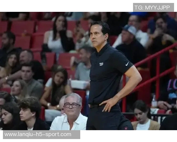 美国男篮正式宣布斯波尔斯特拉担任国家队男篮主教练的消息引发热议